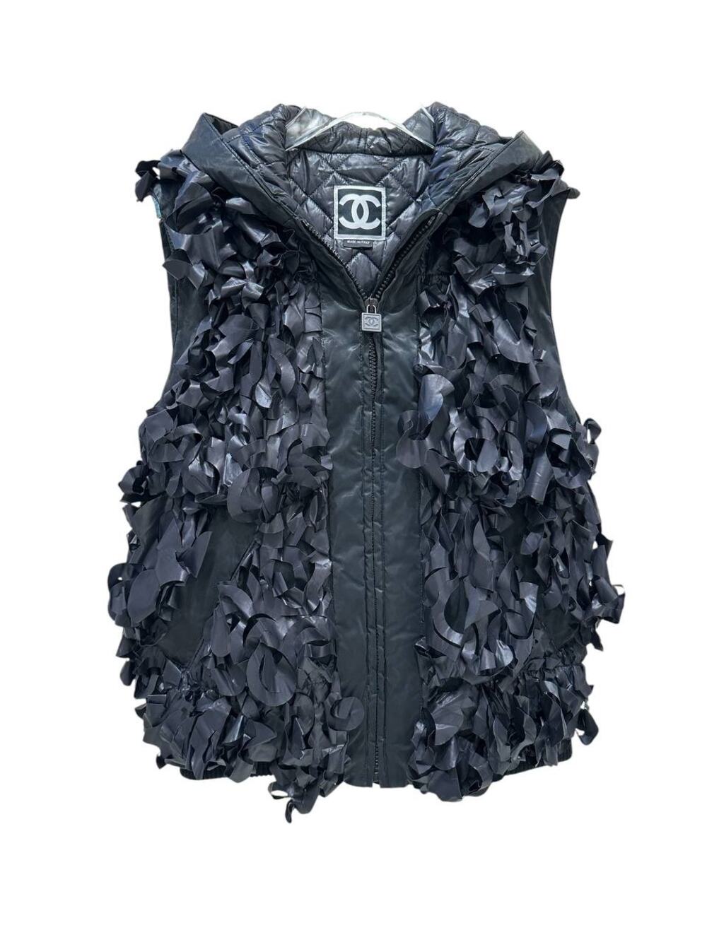 Chanel Navy Quilted  Decorative Appliqué Vest Sz.38